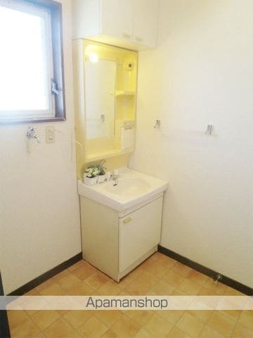 ルーミー甲府40号館の内装写真