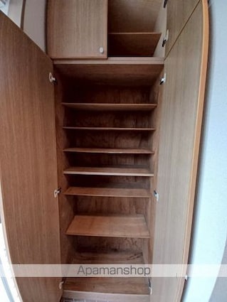 ブリージングタウン百草園Ｄ－１号棟[3LDK/81.28m2]の内装1