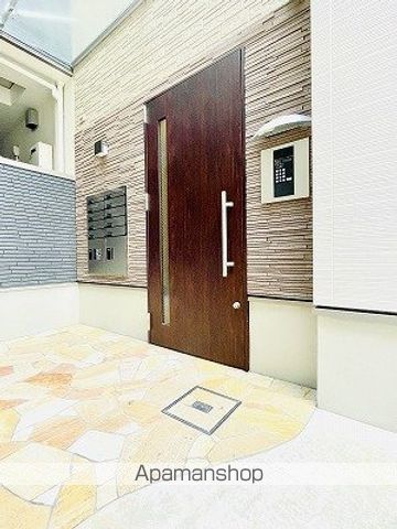 フジパレス城北公園通II番館の玄関写真