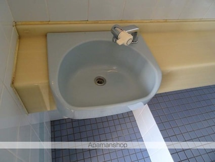 シーサイドビル[事務所/59m2]の洗面所