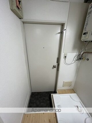 東京都足立区谷中５丁目[1R/14.26m2]の玄関