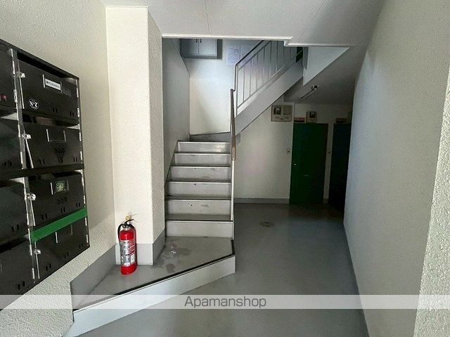 ドゥエール平野の内装写真