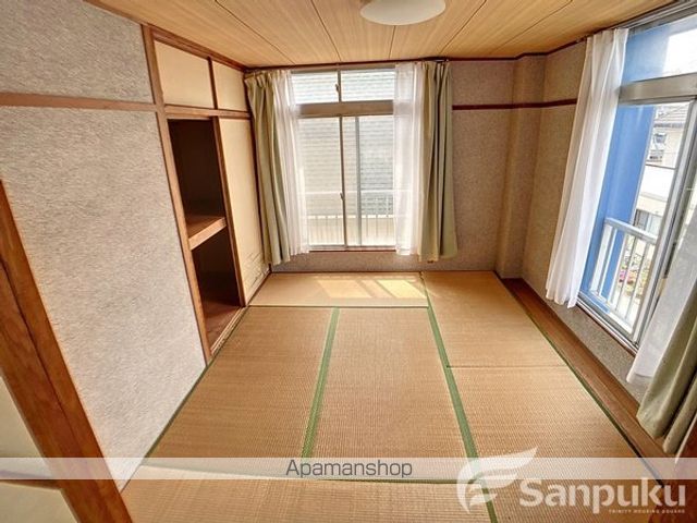 堀ビルの内装写真