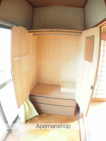 町四区貸家の内装写真