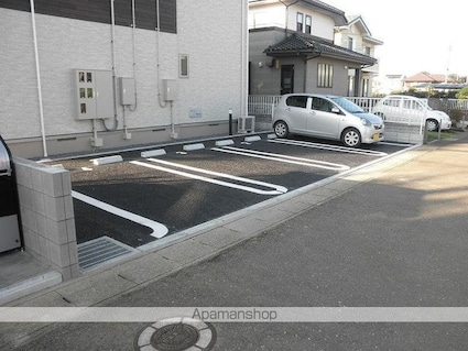 わかば　パーク[1LDK/46.95m2]の駐車場