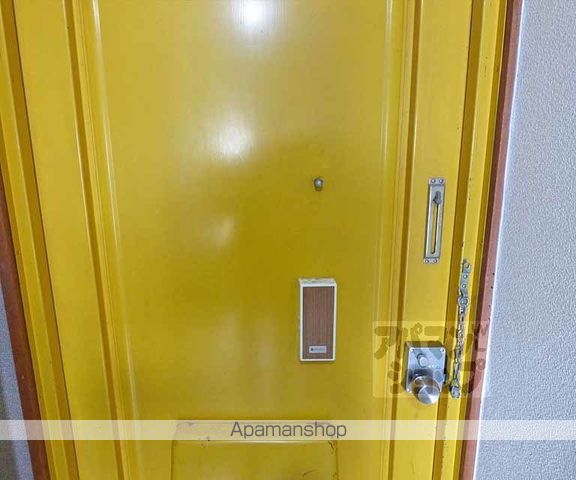 ロイヤルコーポタカハラの内装写真