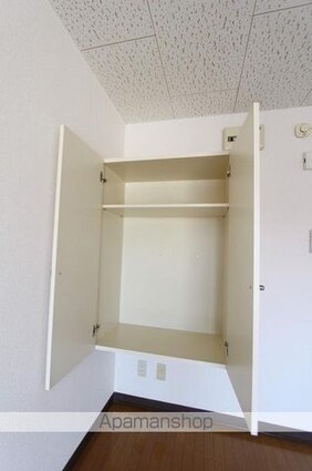 マッシュハイム扇町[1R/14.62m2]の収納