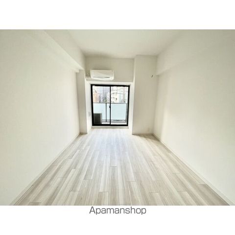 SーRESIDENCE東別院の内装写真