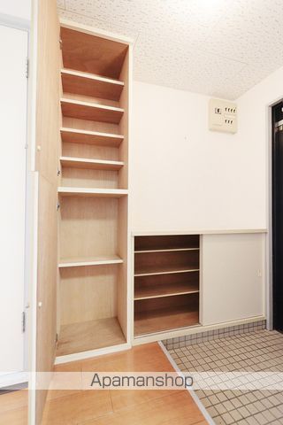 春日ハイツの内装写真