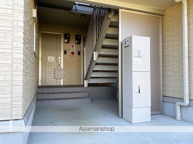 ヴィル・スクエアの玄関写真