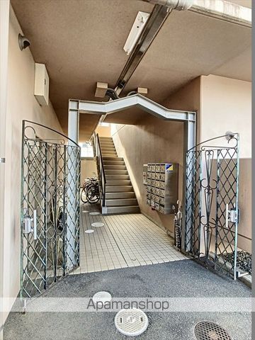 クレセール津島の玄関写真