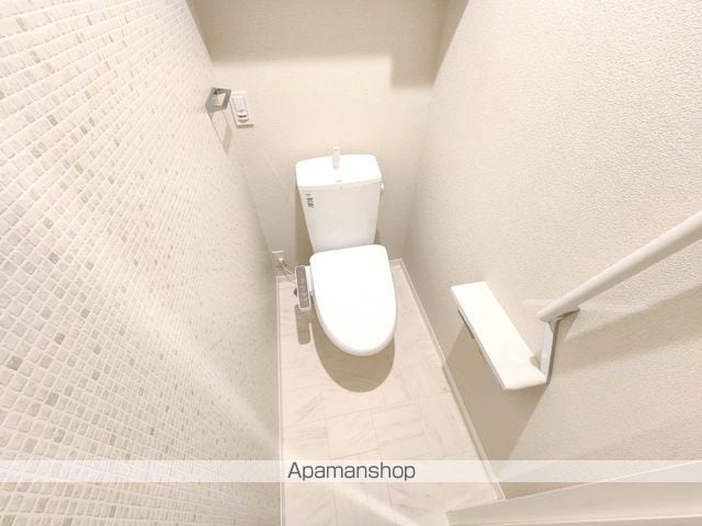 ジェイエイチエスプレミア西大寺の内装写真