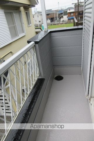 常滑市 2階建 築35年の内装写真