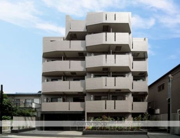 ルーブル渋谷初台弐番館の外観写真