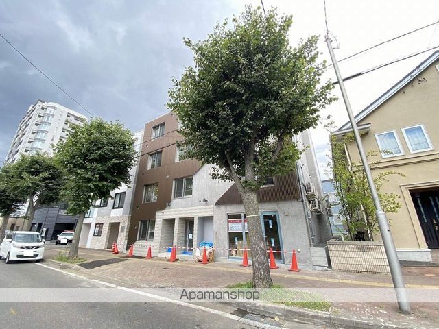 キングハウス学園前の外観写真