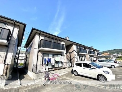 ディアス村上　Ｄ棟[3DK/56.7m2]の外観2