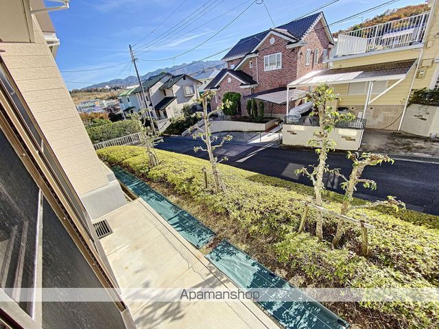 今村ハイエリーナの内装写真