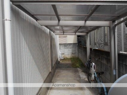 ハイツ井口Ⅱ[1R/18m2]のエントランス