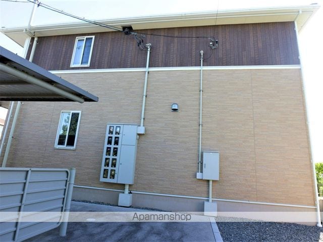 カーサ クラリス Bの外観写真