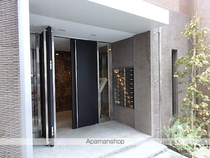 グリーンリーフ西早稲田[1LDK/35.38m2]のエントランス1