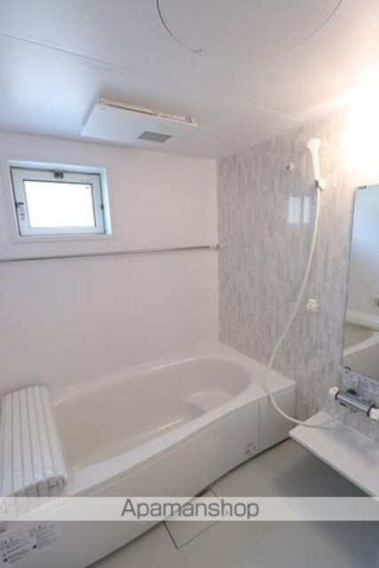 Ａｍａｐｏｌａ　Ａｎｎｅｘ（アマポーラ　アネックス）[2LDK/55.78m2]のバス