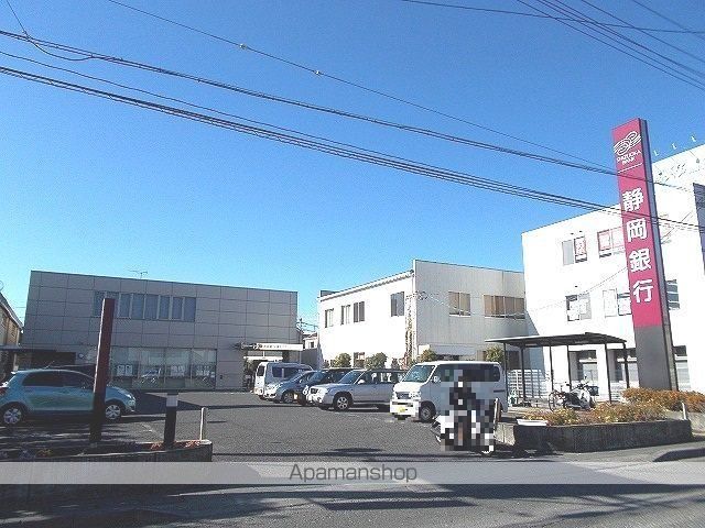アーリーリバーネオの周辺写真
