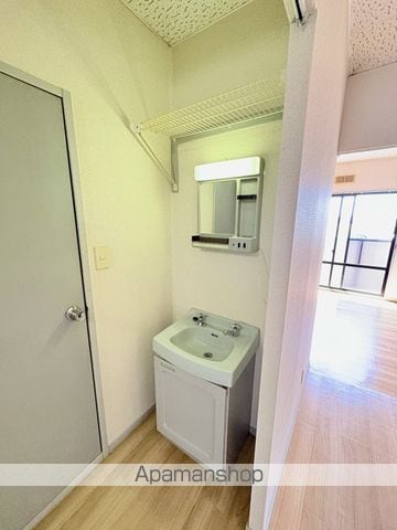 アーバン松井 C棟の内装写真