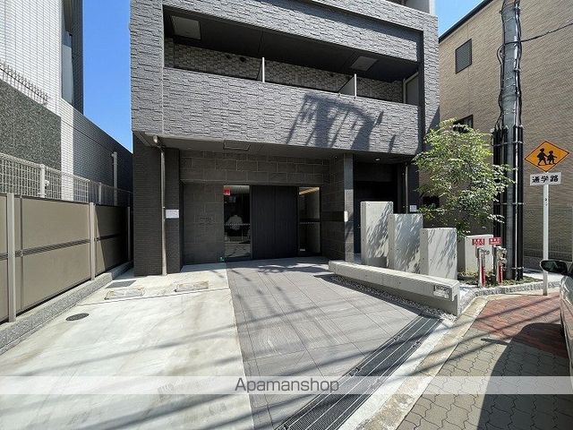 エスリード大阪城テラスの玄関写真