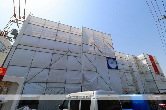 G EASTの外観写真