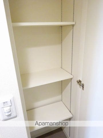 RESIOSE大阪城北詰の内装写真