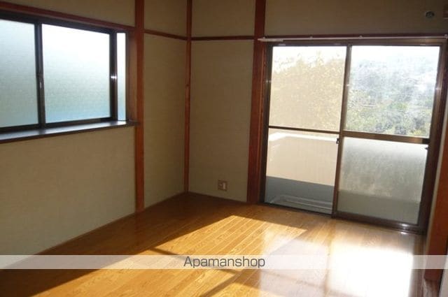 カームハイツ河内の内装写真