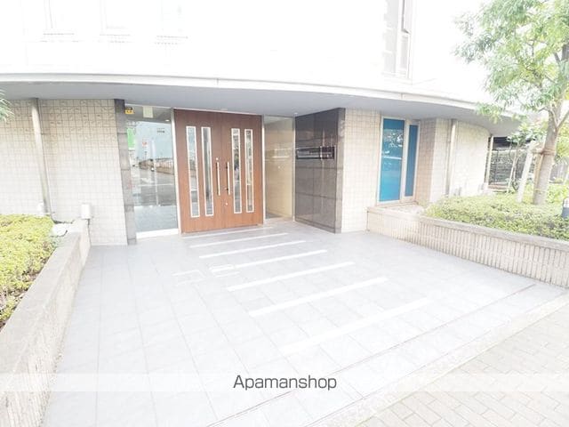 レジディア東品川の玄関写真