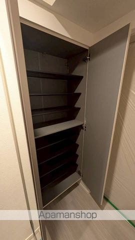 スプランディッド上本町WESTの内装写真