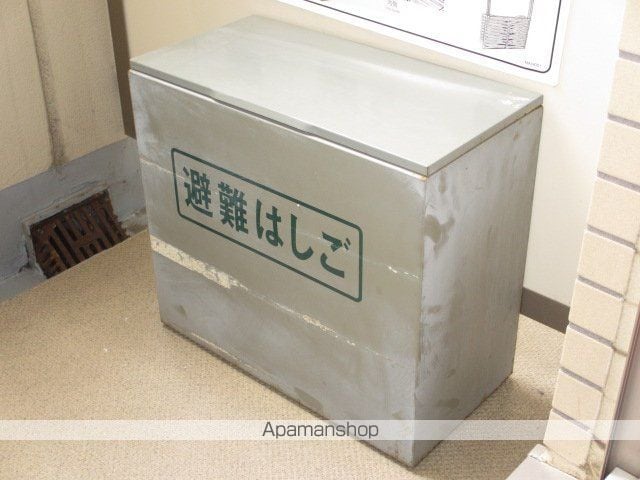 ドゥーエ西大島の内装写真