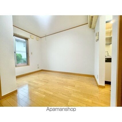 Ｗｈｉｔｅ　Ｗｉｎｇ[1R/18.83m2]のリビング・居間2