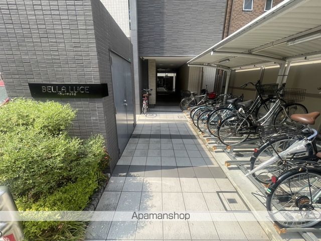 ベラルーチェ十三の玄関写真