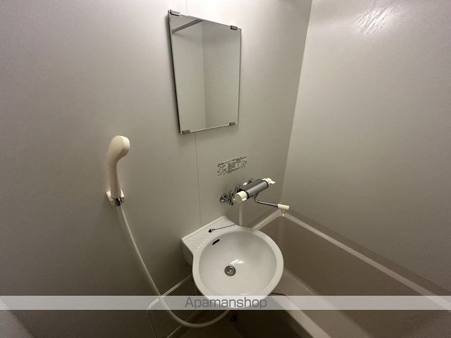 レオパレスフローラIVの内装写真