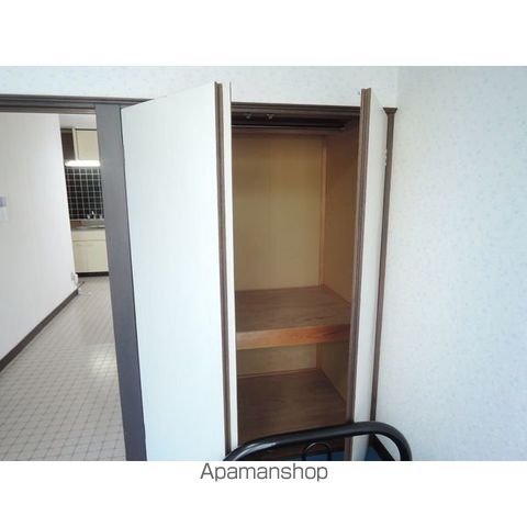 アパートメントワキザカの内装写真
