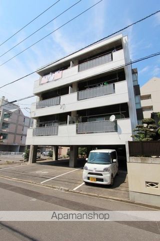 山愛ビルの外観写真