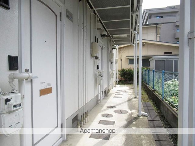 タウニィ小野の玄関写真