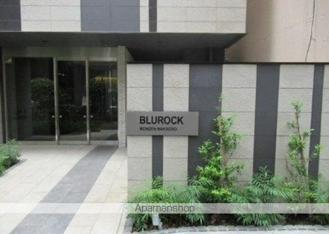 BLUROCK門前仲町の玄関写真