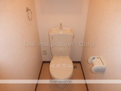 Ｃａｓａ　Ｆｏｒｅｓｔａ[1LDK/45.63m2]のトイレ