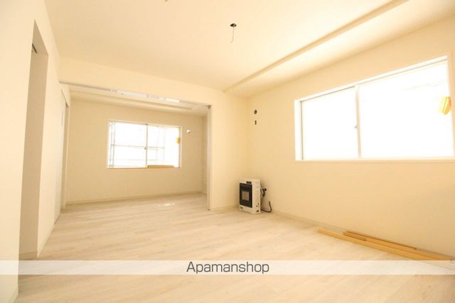 アッパーヴィレッジ栄町の内装写真