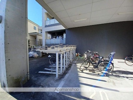 Ｍｏｎｔｐａｒｔｈｅ[2LDK/70.72m2]の共用部9