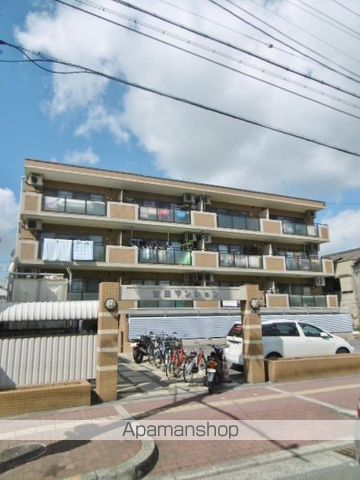 吉田マンションの外観写真