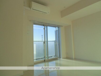 東京都台東区三ノ輪１丁目[1K/25.71m2]のリビング・居間2