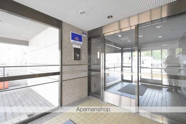 リシェス公園前の玄関写真