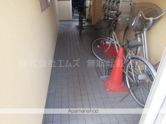 レジデンス宮北の玄関写真