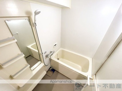 コートエルⅢ[2LDK/57.59m2]のバス