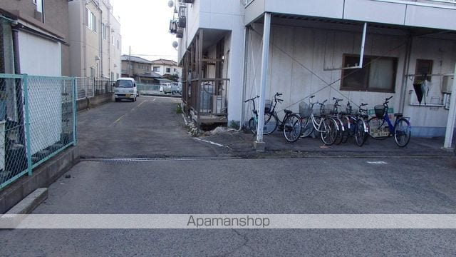 明和マンションの外観写真